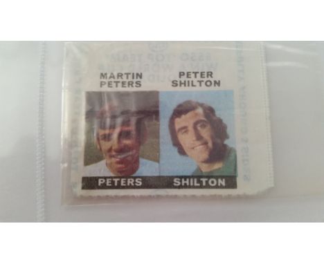 ESSO, Top Team  (1970), two players per sachet, some uneven tears to perforations, G, 12