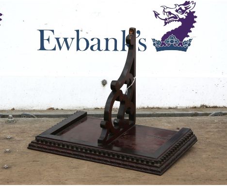 Mahogany clock bracket, with dentil moulded edge and fret carved support, H30 W39 cm 