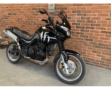 2001 Triumph Tiger 955Make: Triumph Model: Tiger 955Year: 2001Mileage: 54900VIN: SMTTG720WT1137552Configuration: Right Hand D
