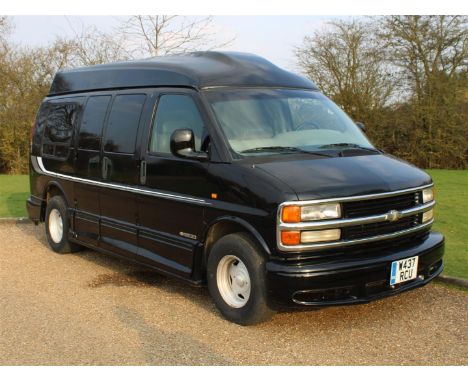 2000 Chevrolet Express Day Van 5.0 Auto LHDMake: Chevrolet Model: ExpressYear: 2000Mileage: 45073VIN: 1GBFG15M1T1036158Config