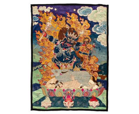   Feines Appliqué-Thangka aus Seiden- und Brokatstoffen mit großer Yama-Darstellung TIBET, ca. 19.Jh. 200 x 143 cm Provenienz