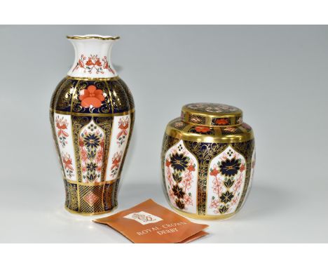 A ROYAL CROWN DERBY 'OLD IMARI' 1128 PATTERN SOLID BAND COVERED GINGER JAR AND VASE, comprising vase date code 1996, height 1