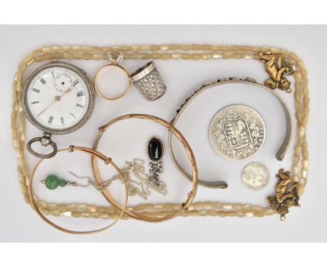 A SELECTION OF JEWELLERY AND COINS, to include a key wound, open face pocket watch, white Roman numeral dial, gold tone hands