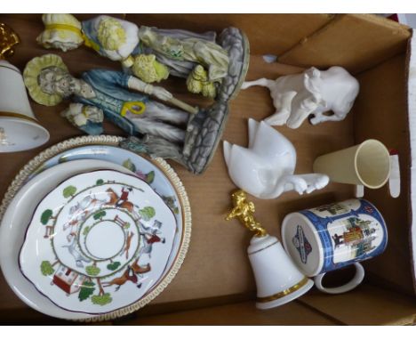 A collection of ceramic items to include decorative wall plates, Coalport hunting scene plate, Coalport swan figure, Beswick 