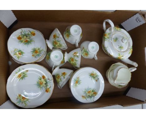 A Collection of Hammersley Dafodils pattern Tea and Dinnerware To Include Teapot, Milk, Sugar, 6 Tea Cups, 5 Saucers, 8 Side 