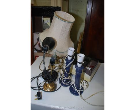 A lamp and shade, 4 lamps and an electric heater.