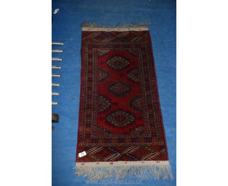 Small carpet runner