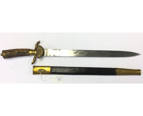 Hunting Cutlass with 41cm single edged blade with etched decoration of hunting scenes to both sides. No makers marks. Clamshe