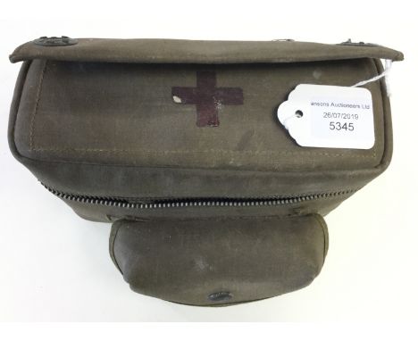 WW2 USAAF Kit, First Aid Aeronautic. Pouch is maker marked and dated "S Froehlich &amp; Co, NYC 1943". Complete with instruct