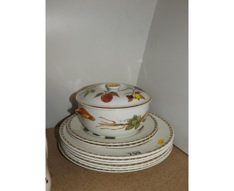 Quantity of Royal Worcester China 