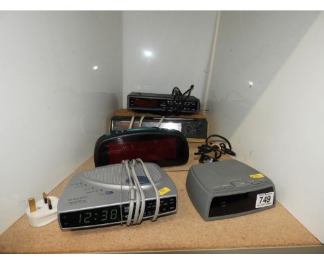 Quantity of Clock Radios 