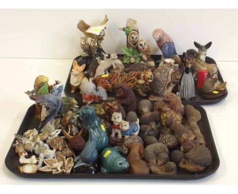 Two trays of animal models by Wade, Sylvac, Goeber and other makers Condition report: see terms and conditions