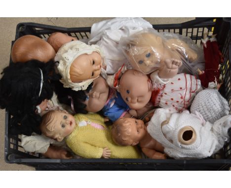 Various vinyl and plastic dolls, three Cabbage Patch dolls; a hard plastic Pedigree baby (head loose); and others
