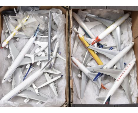 Herpa 1:200 Model Aircraft, including Boeing 767-300 Martinair Fox Kids, A380-800 Airfrance, McDonnell Douglas DC 10-30 Viasa