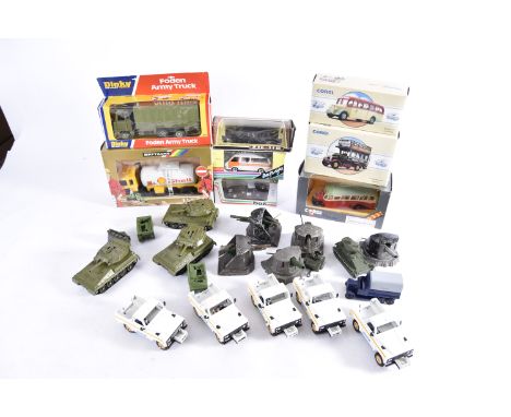 Post-war and Modern Diecast Vehicles, private, commercial and military vintage and modern vehicles, includes boxed Dinky 668 