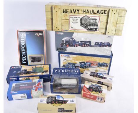 Corgi Classics Diecast Pickfords Haulage and Removal Vehicles, a boxed collection of vintage vehicles includes Heavy Haulage 