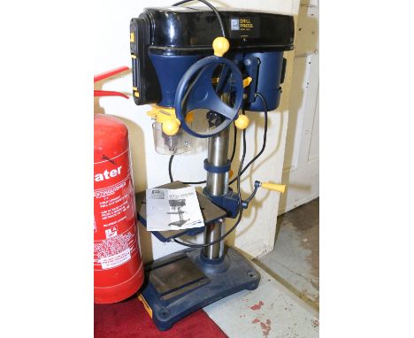 A 230 volt 500 watt pillar drill with 16mm chuck by P.Pro model No. CLM500LDP.