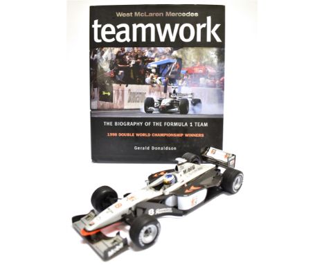 [BOOKS]. MCLAREN  Donaldson, Gerald. West McLaren Mercedes Teamwork: The Biography of the Formula 1 Team, Collins Willow, Lon