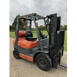TOYOTA - 2.5 Gas Forklift Truck
