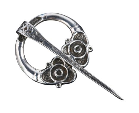 A mid-20th century Scottish silver Celtic penannular cloak pin, by Robert Allison, hallmarks Glasgow 1950, ring diameter 46.3