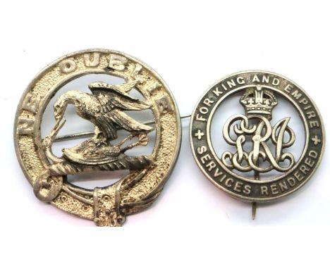 A British WWI wound badge numbered B4782, and a Scottish Gordon Clan badge. P&amp;P Group 1 (£14+VAT for the first lot and £1