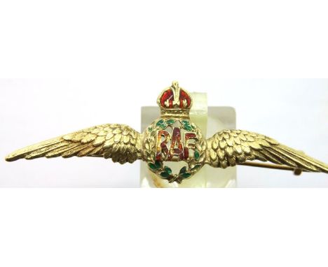 15ct gold RAF Sweetheart badge set with coloured stones, 4.9g. P&amp;P Group 1 (£14+VAT for the first lot and £1+VAT for subs