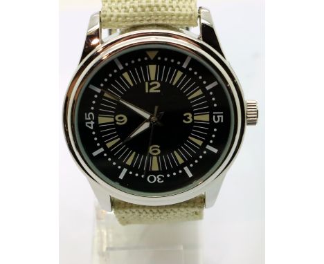 Eaglemoss Australian 1960s copy divers wristwatch, working at lotting. P&amp;P Group 1 (£14+VAT for the first lot and £1+VAT 