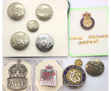 Silver ARP badge and other ARP badges and buttons. P&amp;P Group 1 (£14+VAT for the first lot and £1+VAT for subsequent lots)