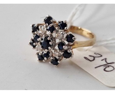 A Large Sapphire And Diamond Cluster Ring 9Ct Size R 3.9 Gms