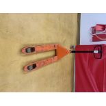Toyota 2000kg pallet truck