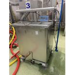 Greaves stainless steel 800L paddle tank , complete with onboard weighing system , Model WGH522 , sn