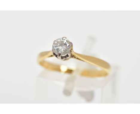 A DIAMOND SOLITAIRE RING, a round brilliant cut diamond, approximate total diamond weight 0.40ct, clarity assessed as SI1, pr