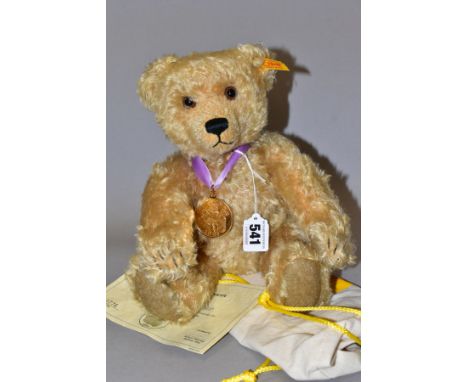 A STEIFF FOR DANBURY MINT 'THE 2003 BEAR', blonde mohair, with medallion on ribbon, fully jointed, catalogue number 660931, h