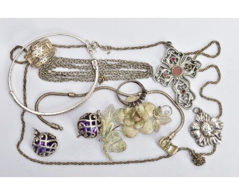 AN ASSORTMENT OF WHITE METAL JEWELLERY, to include two chains, a bracelet, a bangle, two rings two pendants, a pair of earrin