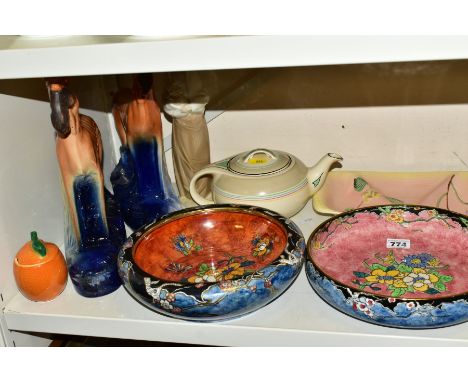 A GROUP OF CERAMIC WARES, twenty four pieces, to include a Royal Worcester cabinet plate, heavily gilded decoration on a navy