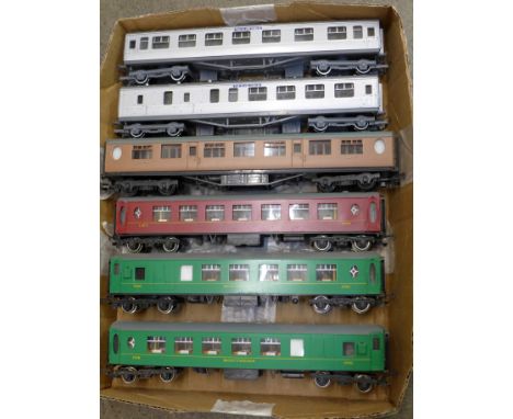 Six OO gauge coaches for Wrenn and Bachmann train sets