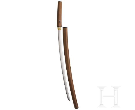 Katanaklinge in Shirasaya, Japan, Showa-Periode  Klinge Shinogi Tsukuri, Chu Kissaki und Torii Zori, Muji Hada mit O Midare H
