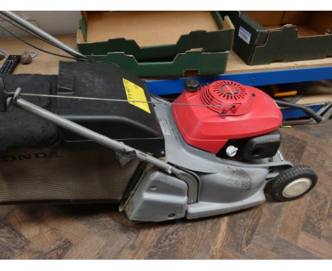 A Honda HRB 425cc PG start 4 stroke petrol engine lawn mower 