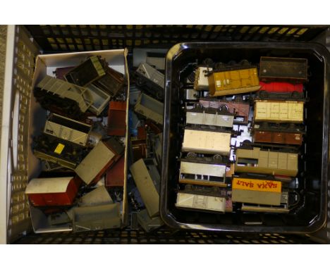 Large collection of Hornby Dublo and other makers 00 Gauge goods rolling stock, 90 Dublo 2 and 3-rail wagons including SR ope