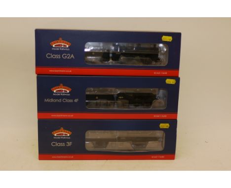 Bachmann OO Gauge BR (LMR) Steam Freight Locomotives, comprising 31-478 'Super D' class 0-8-0 no 49287,  31-626 class 3F 0-6-