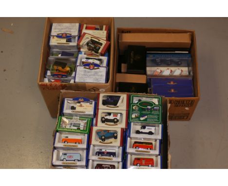 Oxford Diecast, A collection of vintage and modern, commercial and private vehicles many with advertising, all boxed includin