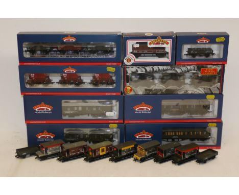 Bachmann OO Gauge Assorted Departmental Vehicles Freight Stock and Brake Vans, including 4 departmental coaches/vans in olive