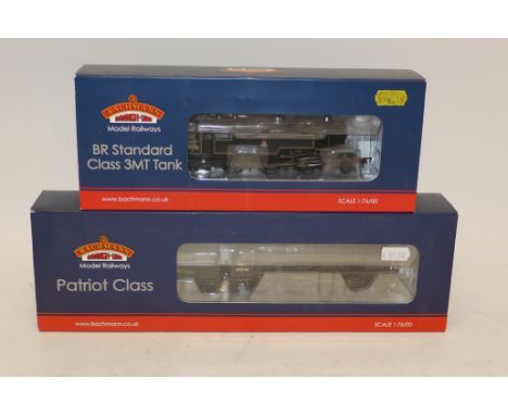 Bachmann OO Gauge BR (LMR) Steam Locomotives, comprising 31-211 'Patriot'-class 4-6-0 no 45543 'Home Guard' in lined BR green