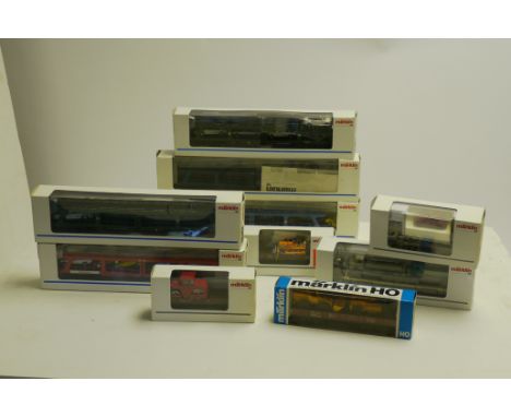 Marklin HO Gauge Car Transporters and Wagons with Vehicle loads, 4233, 4234, 4084 and 4712 (2) Car Transporters with 14 vehic