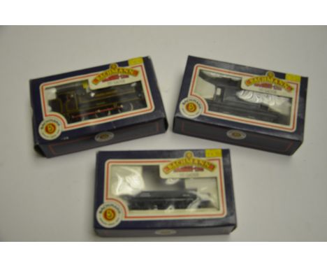 Bachmann 00 Gauge London Transport Goods Train, LT maroon L99 0-6-0 Pannier Tank, LT low sided wagon and Brake Van, all in in