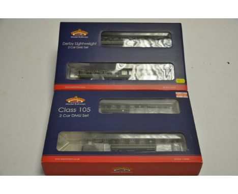 Bachmann 00 Gauge BR green Diesel Railcar Packs, 32-515A Derby Lightweight 2-Car DMU and 31-326 Class 105 2-Car with speed wh