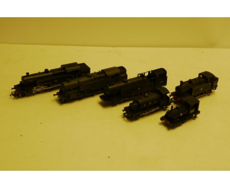 Hornby and Bachmann 00 Gauge Tank Locomotives, Hornby 2-6-4  42363 and 2-6-4 67772 (lacks cab roof and front bogie), black 0-