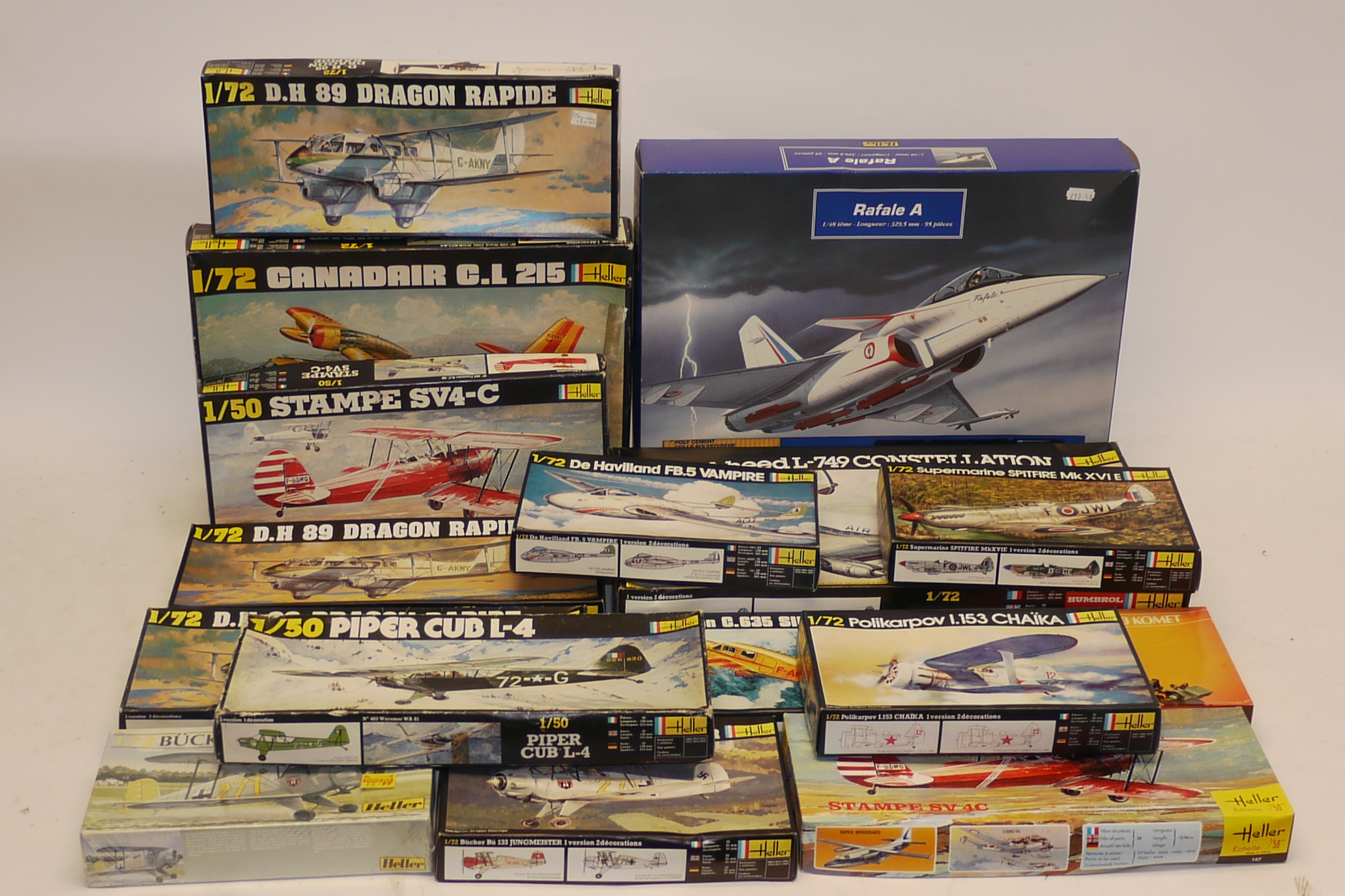 Heller Model Kits, A boxed collection of vintage and modern aircraft 1
