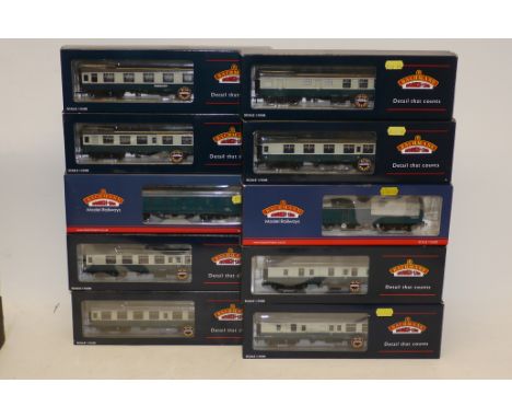 Bachmann OO Gauge BR Blue and Blue/Grey Coaching Stock, comprising 2 Mk 1 Restaurant Cars, 2 Full Brakes, 6 other Mk 1 coache
