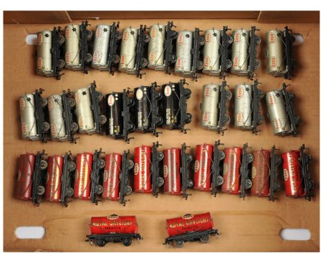 Hornby-Dublo group of 30x unboxed Esso Tank Wagons (see photo). Conditions are Fair to Good (some cleaning required)